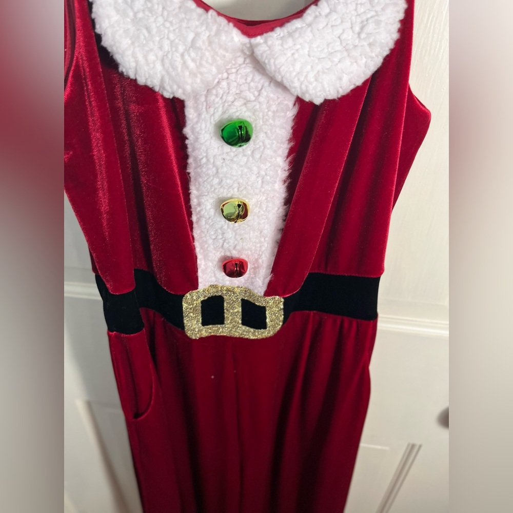 Christmas Velour Outfit size small perfect for a party wore once in KeyWest